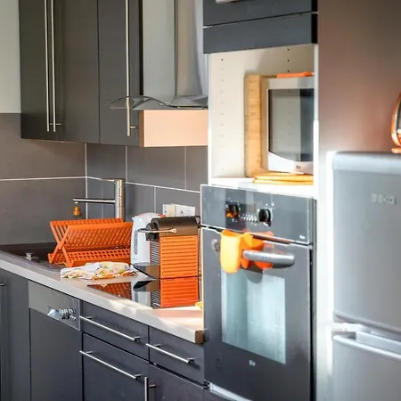 Ravissant Deco 70s Avec Patio Et Parking Holiday home