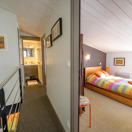 Ravissant Deco 70s Avec Patio Et Parking Holiday home