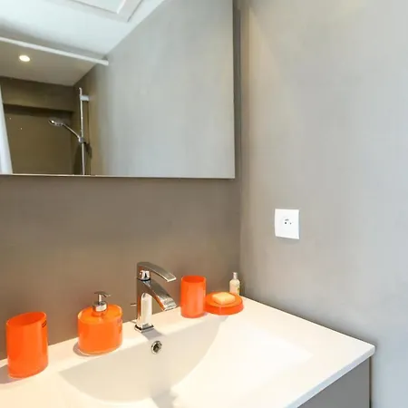 Holiday home Ravissant Deco 70s Avec Patio Et Parking Saint-Martin-de-Re